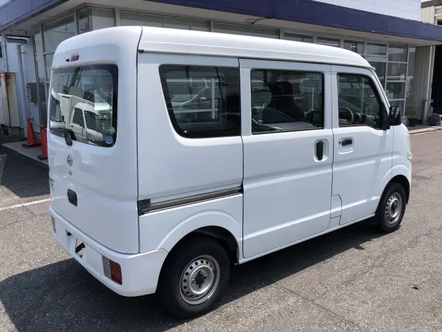 日産 クリッパーバン HBD-DR17V(4WD)の写真6