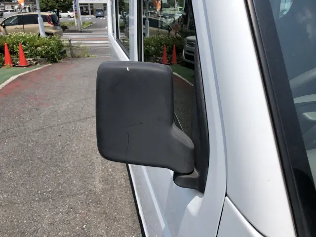 日産 クリッパーバン HBD-DR17V(4WD)の写真17