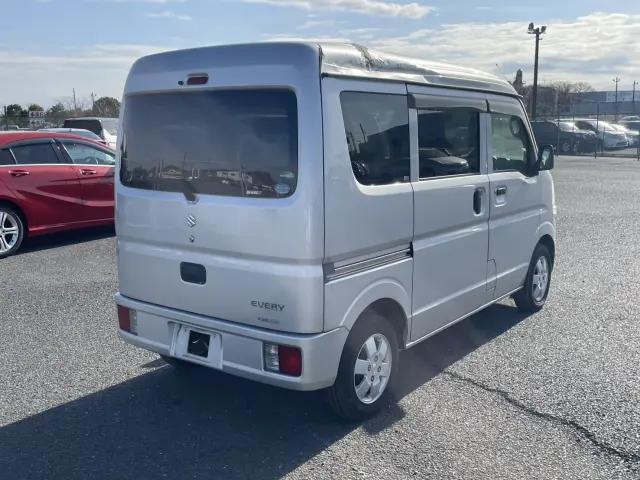 スズキ エブリイ HBD-DA17V(2WD)の写真5