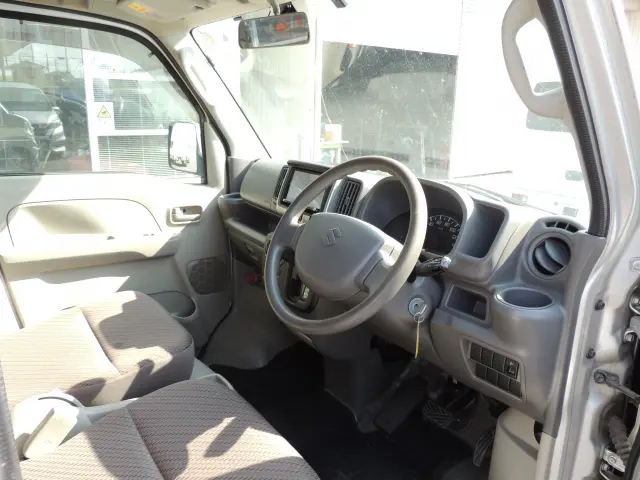 スズキ エブリイ HBD-DA17V(2WD)の写真12