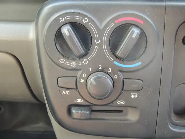 スズキ エブリイ HBD-DA17V(2WD)の写真25