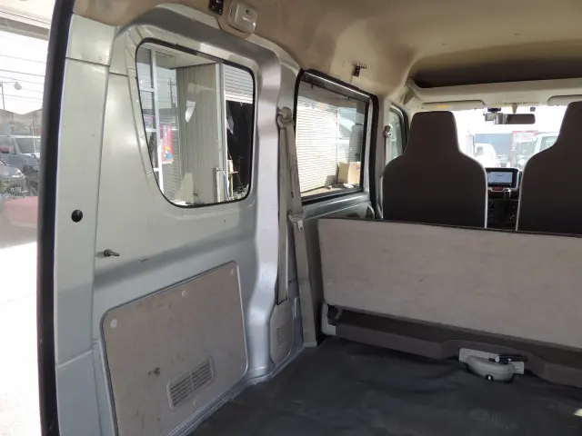 スズキ エブリイ HBD-DA17V(2WD)の写真36