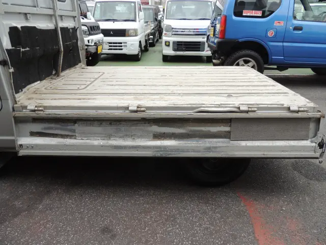 スズキ キャリイ EBD-DA16T(2WD)の写真30