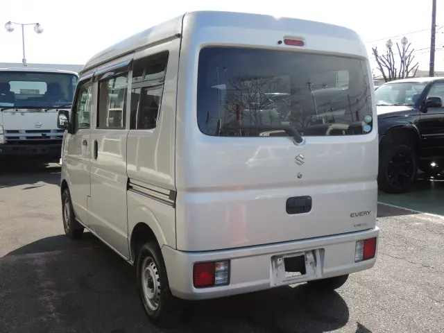 スズキ エブリイ HBD-DA17Vの写真10