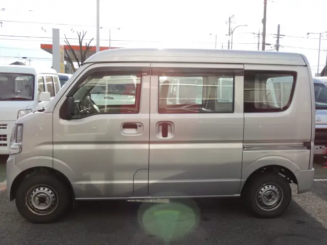 スズキ エブリイ HBD-DA17V(2WD)の写真10