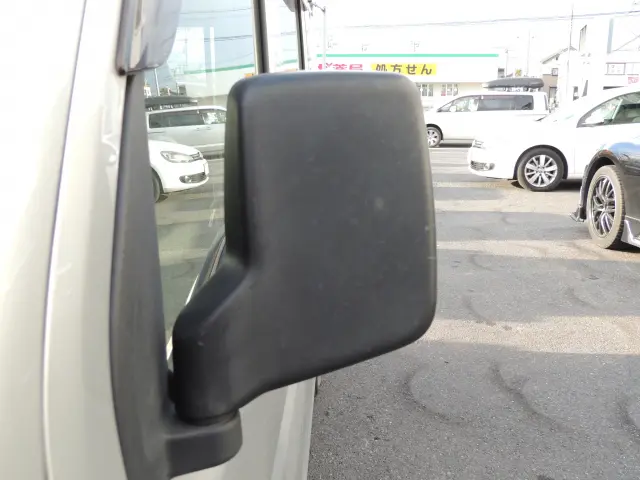 スズキ エブリイ HBD-DA17V(2WD)の写真13