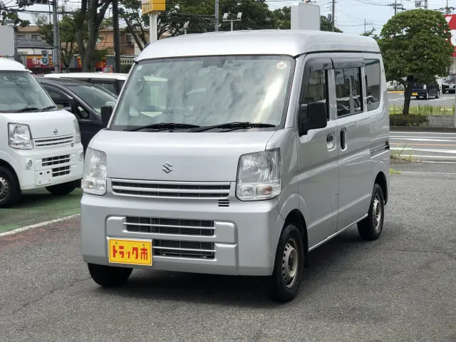 スズキ エブリイ HBD-DA17V(2WD)の写真1