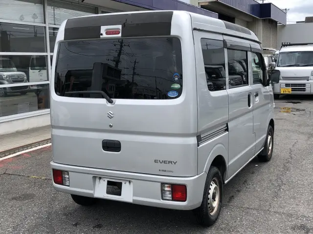 スズキ エブリイ HBD-DA17V(2WD)の写真7