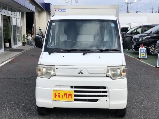 三菱 ミニキャブトラック GBD-U61T(2WD)の写真2