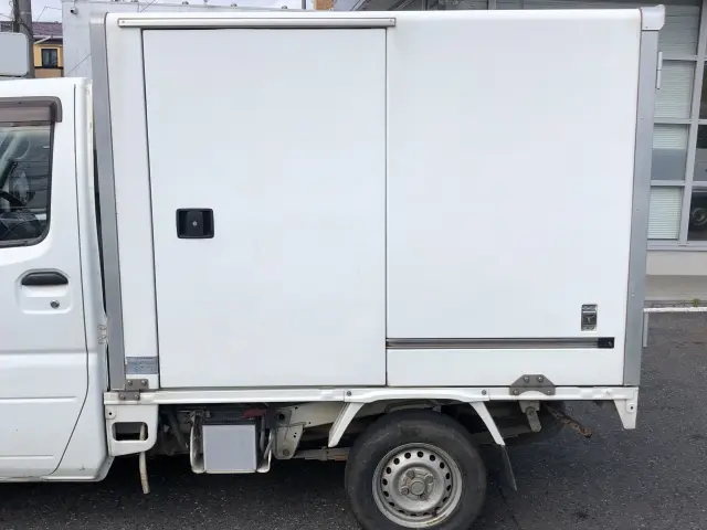 三菱 ミニキャブトラック GBD-U61T(2WD)の写真15