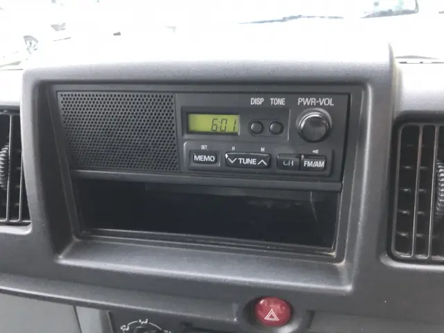 三菱 ミニキャブトラック GBD-U61T(2WD)の写真37
