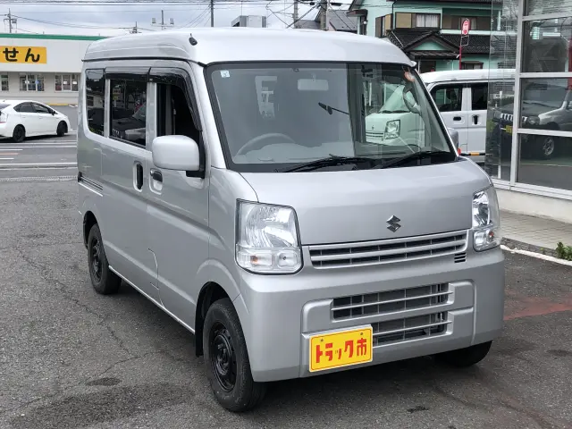 スズキ エブリイ HBD-DA17V(4WD)の写真3