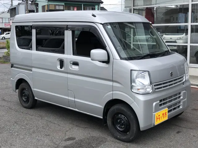 スズキ エブリイ HBD-DA17V(4WD)の写真4