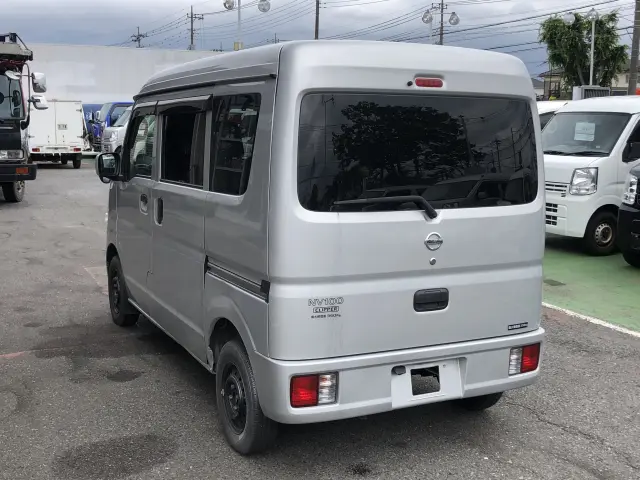 スズキ エブリイ HBD-DA17V(4WD)の写真9