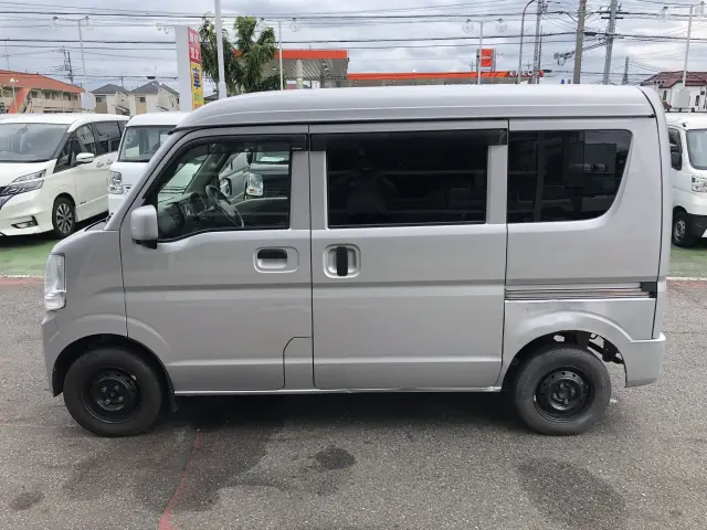 スズキ エブリイ HBD-DA17V(4WD)の写真11