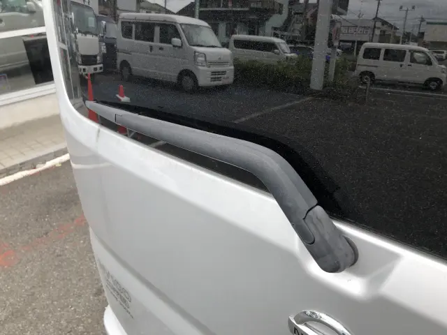 スズキ エブリイ HBD-DA17V(4WD)の写真17