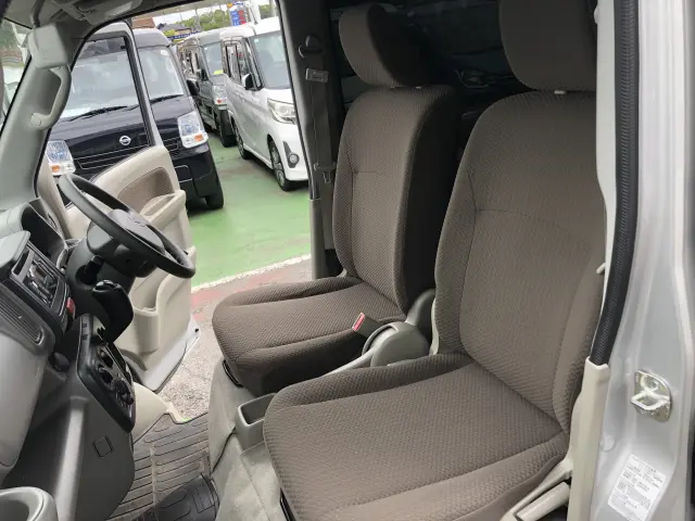 スズキ エブリイ HBD-DA17V(4WD)の写真33