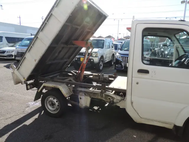 スズキ キャリイ LE-DA63T(4WD)の写真5