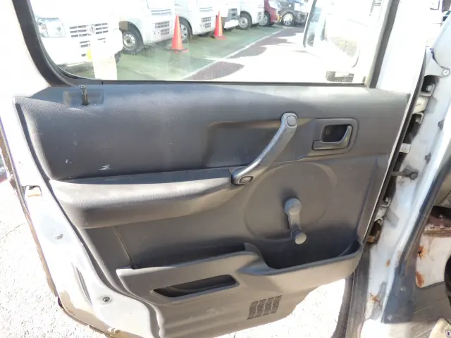 スズキ キャリイ LE-DA63T(4WD)の写真23