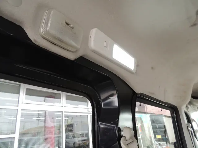 スズキ エブリイ HBD-DA17V(2WD)の写真29