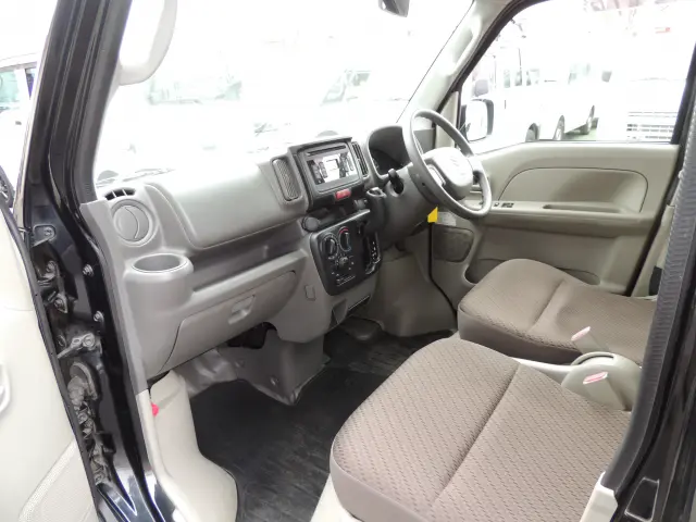 スズキ エブリイ HBD-DA17V(2WD)の写真32