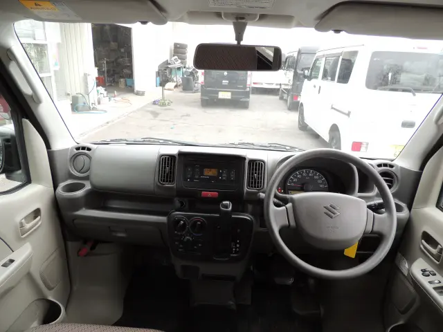 スズキ エブリイ HBD-DA17V(2WD)の写真34