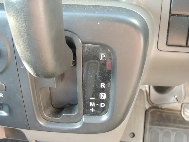 スズキ エブリイ HBD-DA17V(2WD)の写真27