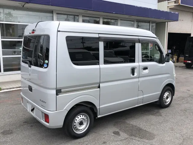 スズキ エブリイ HBD-DA17V(2WD)の写真6
