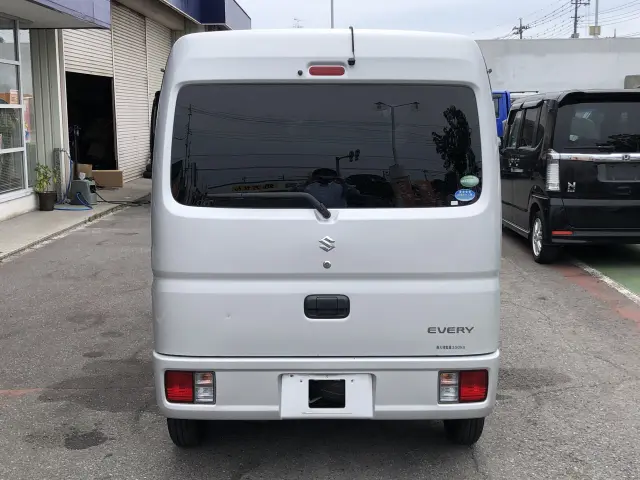 スズキ エブリイ HBD-DA17V(2WD)の写真8