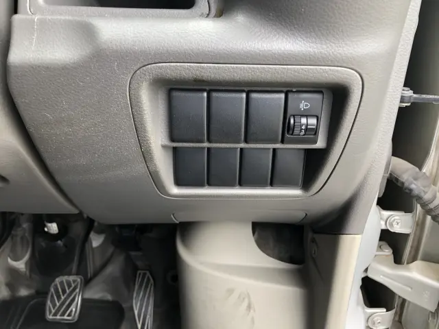 スズキ エブリイ HBD-DA17V(2WD)の写真38