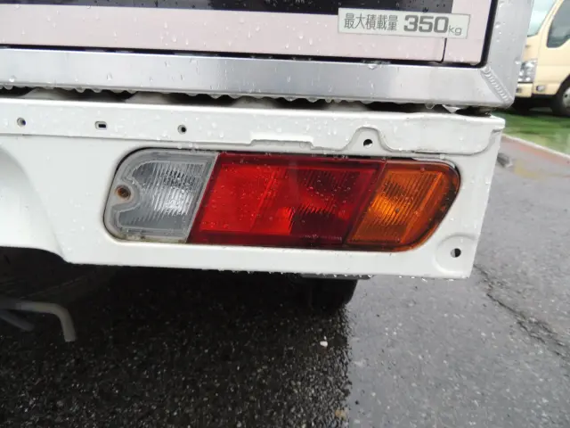 三菱 ミニキャブトラック GBD-U61T(2WD)の写真18