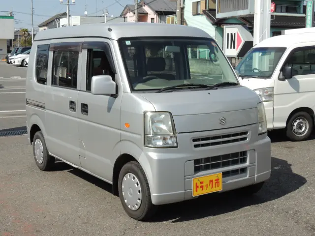 スズキ エブリイ EBD-DA64V(2WD)の写真3