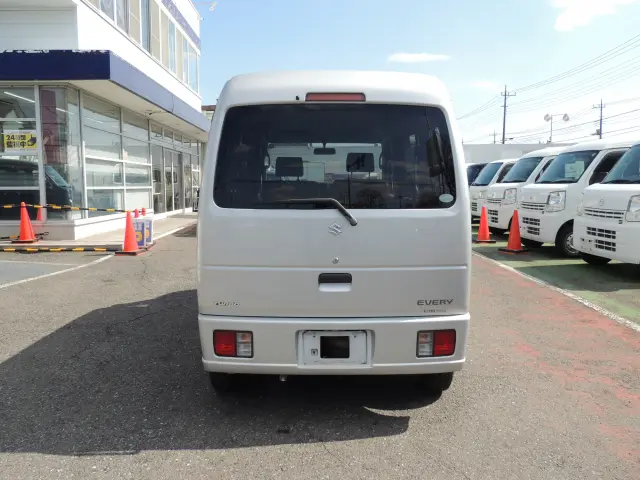 スズキ エブリイ EBD-DA64V(2WD)の写真8