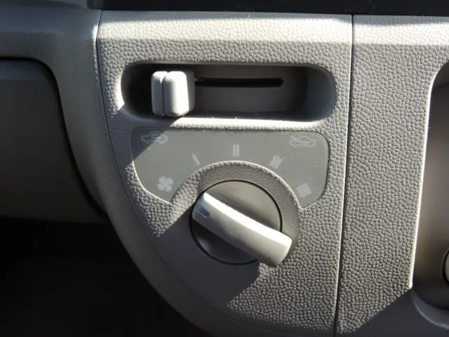 スズキ エブリイ EBD-DA64V(2WD)の写真35