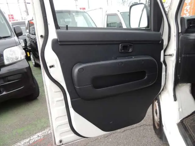 ★車検整備付のお車は「車検2年分の金額込みの総額費用」となっております!|トヨタ ピクシスバン EBD-S321Mの写真26