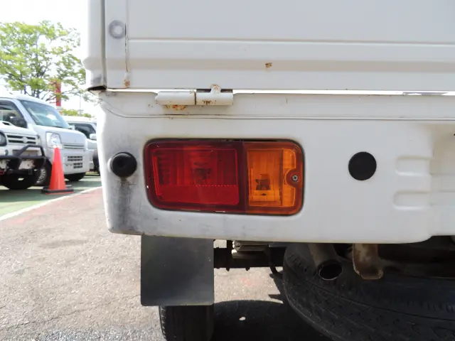 ダイハツ ハイゼットトラック LE-S200P(2WD)の写真15