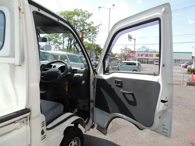 ダイハツ ハイゼットトラック LE-S200P(2WD)の写真30