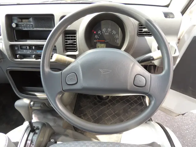 ダイハツ ハイゼットトラック LE-S200P(2WD)の写真34