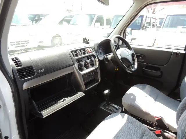 ホンダ アクティ バン EBD-HH5(2WD)の写真48