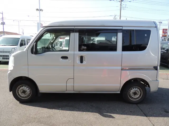 スズキ エブリイ HBD-DA17V(2WD)の写真13