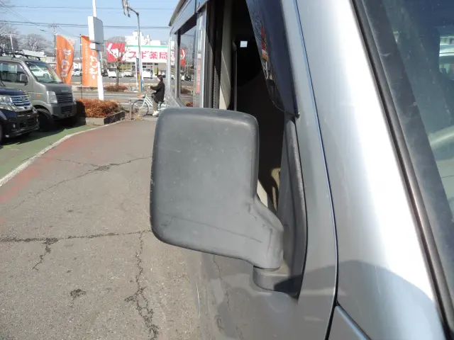 スズキ エブリイ HBD-DA17V(2WD)の写真19