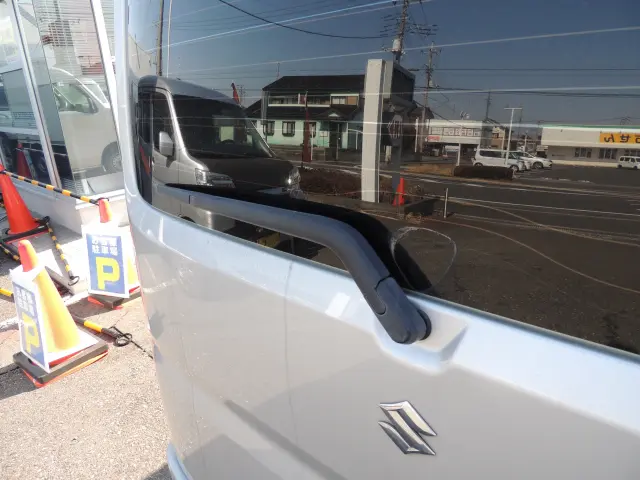 スズキ エブリイ HBD-DA17V(2WD)の写真23