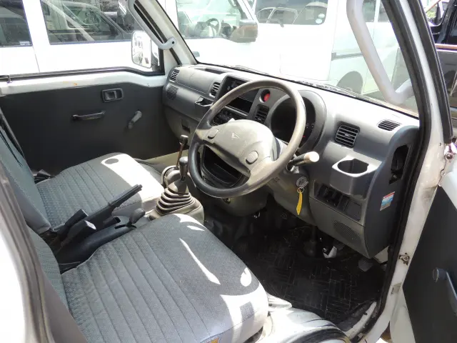 ダイハツ ハイゼットトラック TE-S210P(4WD)の写真12