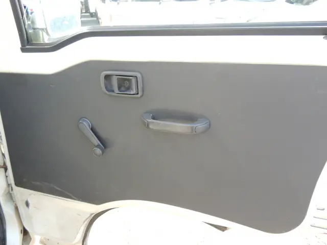 ダイハツ ハイゼットトラック LE-S200P(2WD)の写真23