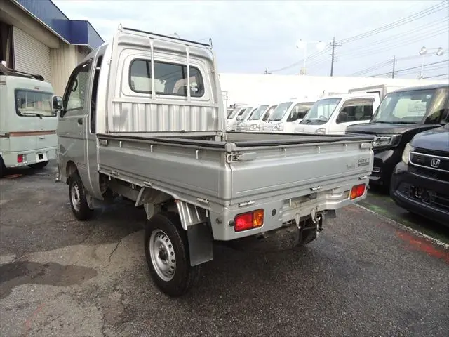 ダイハツ ハイゼットトラック LE-S200P(2WD)の写真15