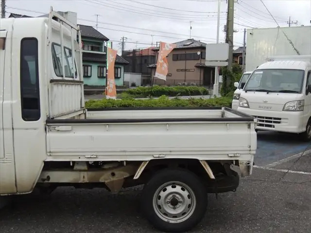 ダイハツ ハイゼットトラック LE-S210P(4WD)の写真10