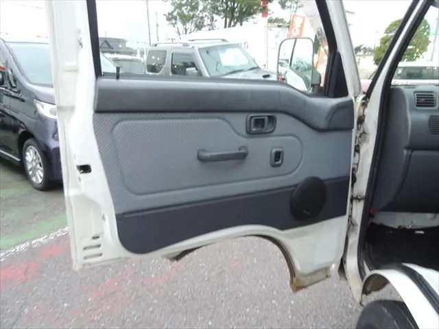 ダイハツ ハイゼットトラック LE-S210P(4WD)の写真30