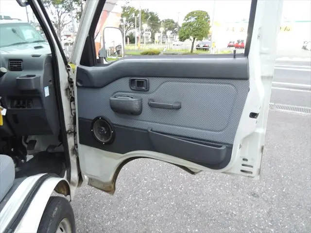 ダイハツ ハイゼットトラック LE-S210P(4WD)の写真32