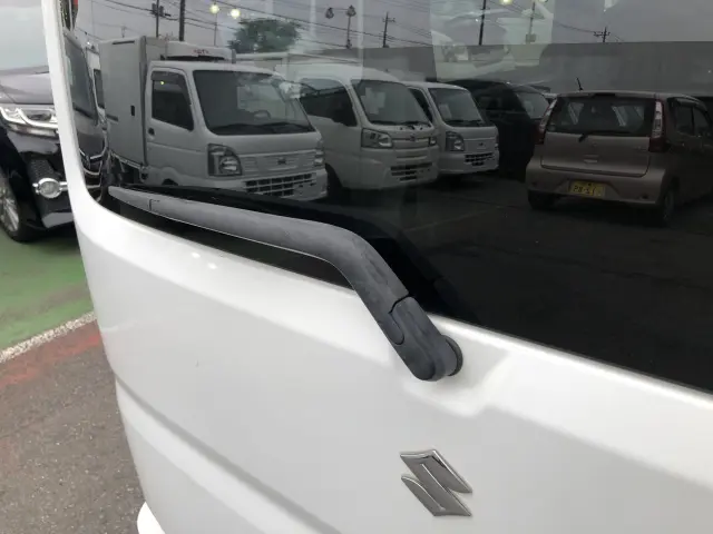 スズキ エブリイ HBD-DA17V(2WD)の写真19