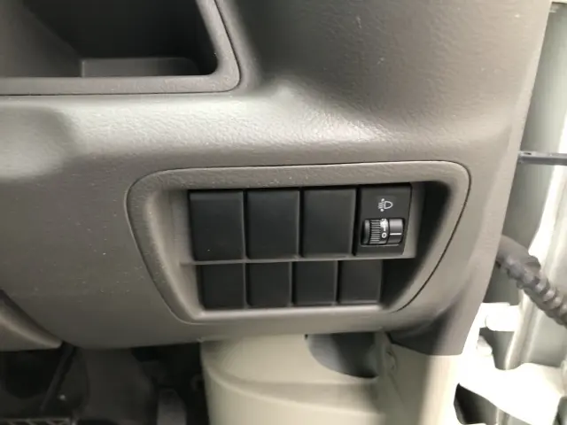 スズキ エブリイ HBD-DA17V(2WD)の写真37